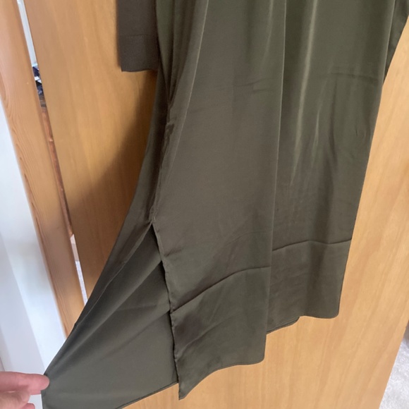 Brand New dark green reitmans dress - Picture 2 of 4